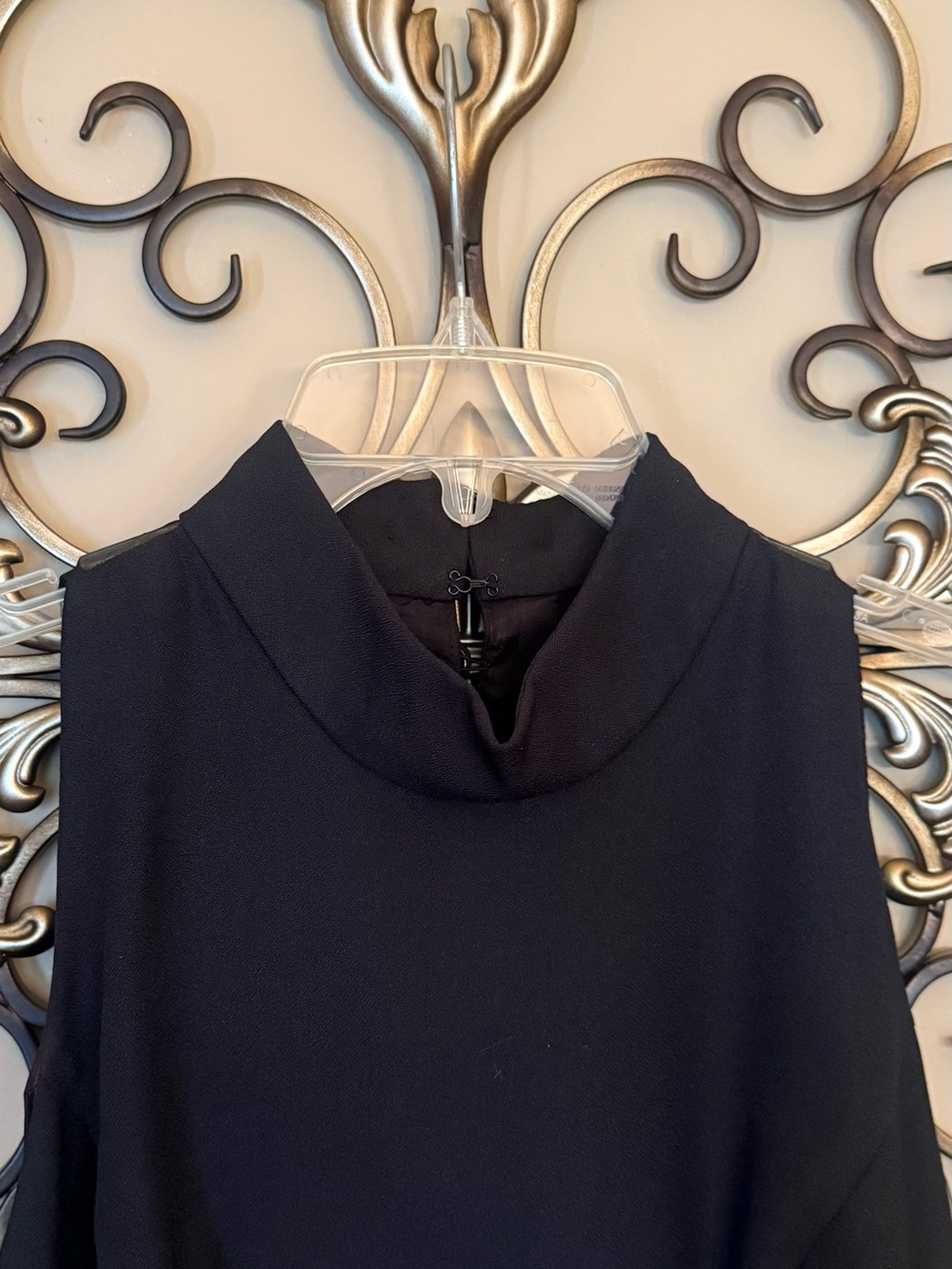 JESSICA HOWARD Black Sleeveless Tuxedo Dress - Picture 4 of 10
